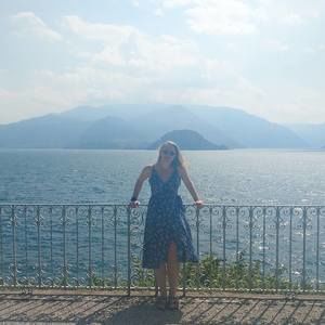 Meet your Posher, Cayleigh